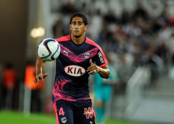 Ainda em negociação com o Flamengo, Pablo se reapresenta ao Bordeaux