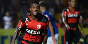Quase no profissional, ‘Geração 2000’ do Flamengo mantém rotina de títulos