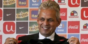 Apresentado no Chile, Rueda diz que não deixou o Fla por dinheiro