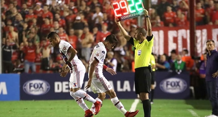 Comitê Internacional de Arbitragem veta cinco substituições no Carioca