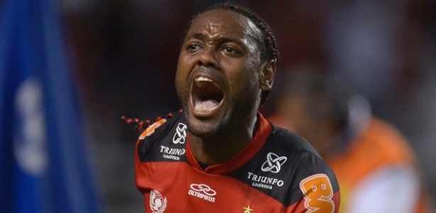 Fla acerta salário com Love e aguarda liberação de time turco