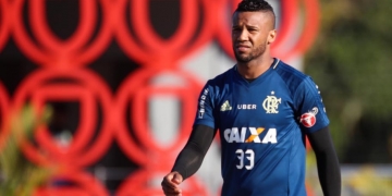 Rafael Vaz é o próximo a deixar o Fla: 'Vai ser emprestado', garante agente