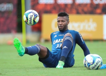Rafael Vaz pode ser emprestado pelo Fla ainda nesta semana