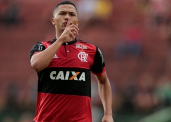 Suspenso da final, destaque do Fla na Copinha é chamado por Carpegiani