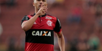 Suspenso da final, destaque do Fla na Copinha é chamado por Carpegiani