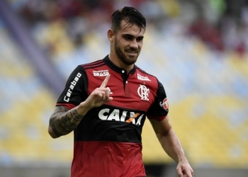 Vizeu vai assinar por cinco anos com a Udinese, mas fica no Fla até junho