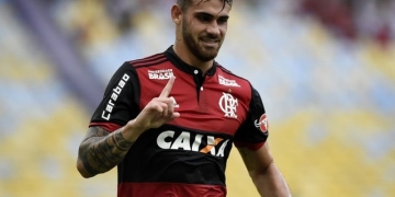 Vizeu vai assinar por cinco anos com a Udinese, mas fica no Fla até junho