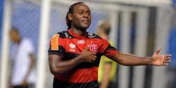 Love terá reunião com turcos sobre liberação ao Flamengo na semana que vem