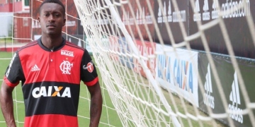 Flamengo espera regularizar Moreno até sexta e avalia estreia nos próximos jogos