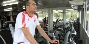 Julio Cesar chega ao Rio de Janeiro para assinar com o Flamengo