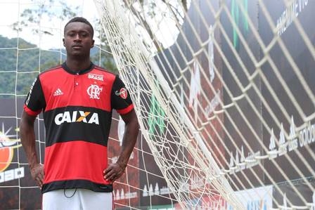 Flamengo anuncia Marlos Moreno