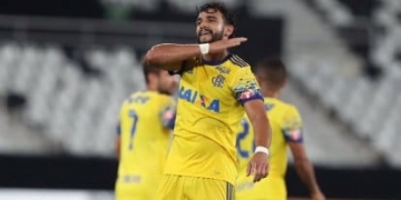 Dourado: "Procuro trabalhar no dia a dia para ter o mínimo de erro"