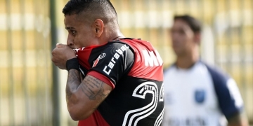 "Mister clássico", Everton soma oito gols e assume protagonismo contra rivais