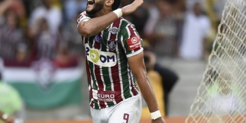 Carência financeira e de mercado une rivais Fla e Flu por futuro de Dourado