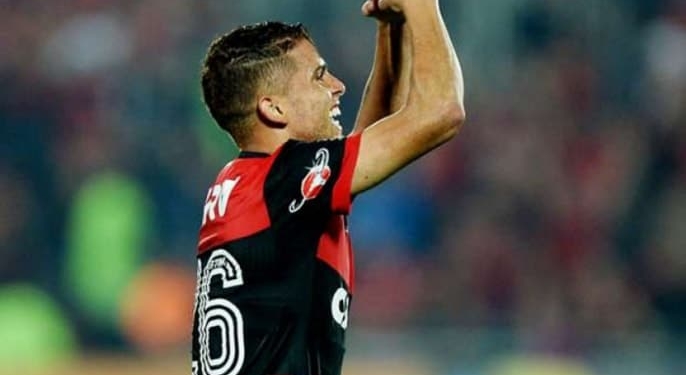 Cuéllar valoriza união que Flamengo vem encontrando neste ano