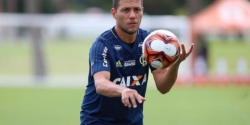 Diego Alves atua entre os titulares, mas não deve estar na final