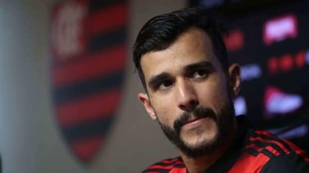 Dourado fala sobre desafio no Fla e avisa: 'Vou dar alegrias para a Nação'