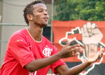 Erick Flores lembra passado no Fla em misto de orgulho e página virada: ‘Hoje a profissionalização é maior’