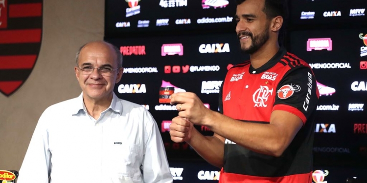 Fla paga 1ª parcela de Henrique Dourado ao Flu; restante será pago em setembro