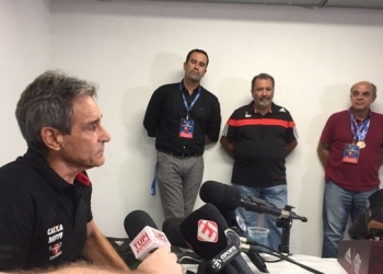 Carpegiani celebra título e elogia Vinícius Jr: "Incendiou o jogo"