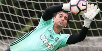Após Taça Guanabara, César admite pressão por 'campeonatos maiores'