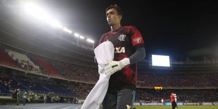 César exalta Julio e bom ambiente no Fla: 'Prazeroso treinar assim'