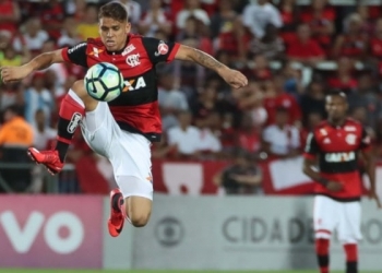 Cuéllar diz que 'será difícil' ficar fora dos jogos na Libertadores e elogia opções