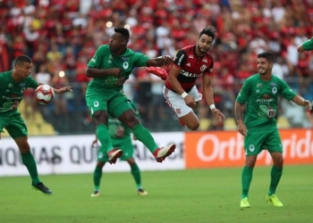 Dois jogos, um gol e um título. Dourado fala sobre seu começo no Fla