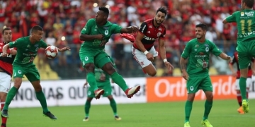 Dois jogos, um gol e um título. Dourado fala sobre seu começo no Fla
