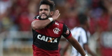 "Principal objetivo", diz Dourado antes da estreia do Fla na Libertadores