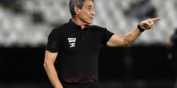 Carpegiani elogia Fla após goleada, mas alerta para o River: ''Exigência maior''