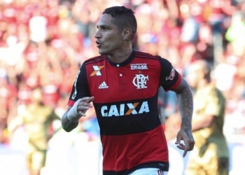 Flamengo anuncia inscritos da Libertadores com Guerrero e sem Julio César