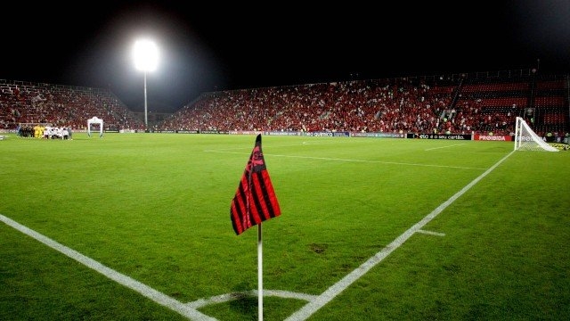 Conmebol promete resposta ao Fla sobre a Ilha na Libertadores após pedido por uso ‘excepcional’ sem torcida