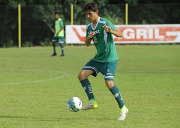 Promessa da base do Luverdense acerta com o Flamengo