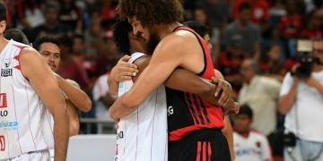 Varejão x Leandrinho: como foi o duelo dos craques de Flamengo e Franca no NBB