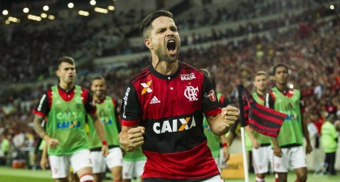Mais experiente e mirando a Copa, Diego lidera o Fla na Libertadores