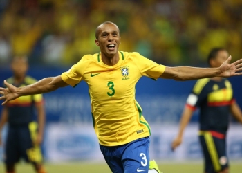 Flamengo tenta contratação de zagueiro Miranda