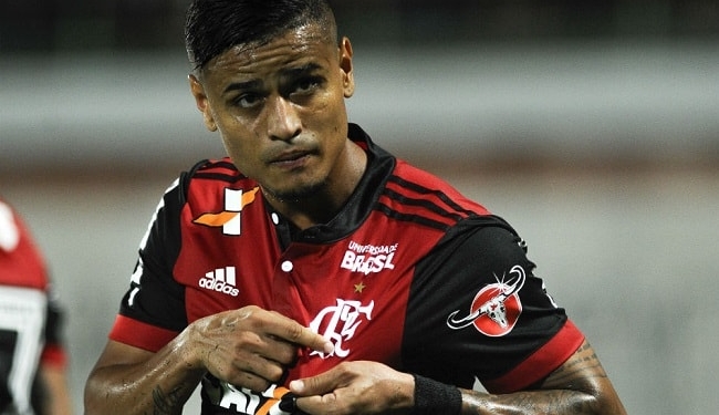 Clássico termina empatado e Flu leva a vaga para a final da Taça Rio