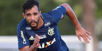 Dourado comenta reencontro com Flu e pressão de atuar pelo Flamengo