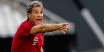 Fla usa resultados como escudo por dias de paz até "decisão" com Emelec