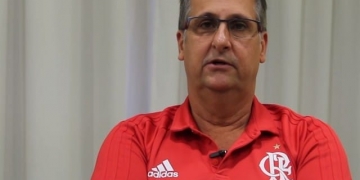 Fla elege Carlos Noval, diretor da base, para a vaga de Rodrigo Caetano