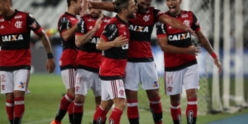 Diego avalia momento de Dourado no Fla e diz: 'Tem nossa total confiança'