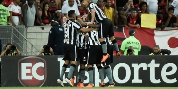 Flamengo sai atrás, não consegue empate contra o Botafogo e é eliminado do Campeonato Carioca