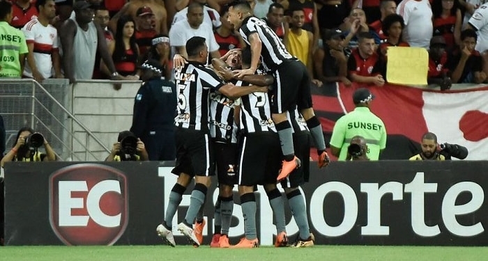 Flamengo sai atrás, não consegue empate contra o Botafogo e é eliminado do Campeonato Carioca