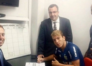 Flamengo renova o contrato do zagueiro Matheus Dantas até o fim de 2019