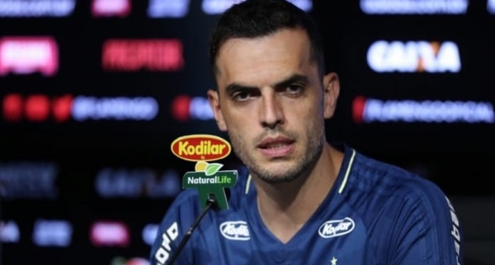 Substituto de Réver, Rhodolfo afirma: 'Meu entrosamento com Juan é bom'