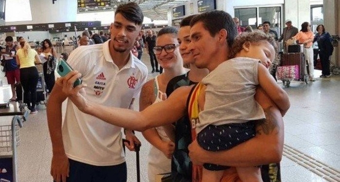 Sem Réver e Vizeu, Flamengo viaja para encarar o Emelec