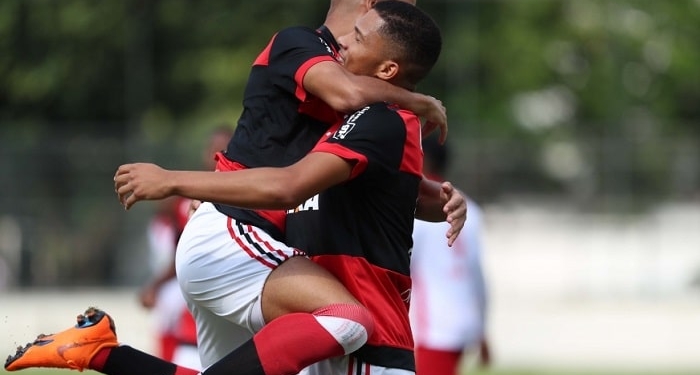 Flamengo vence duas partidas seguidas na Taça Rio Sub-20