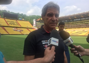 Carpegiani não fará mudanças no time titular contra o Emelec: ''Estou convicto''