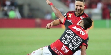 Paquetá comenta 'disputa' com Diego pelas cobranças de falta no Fla
